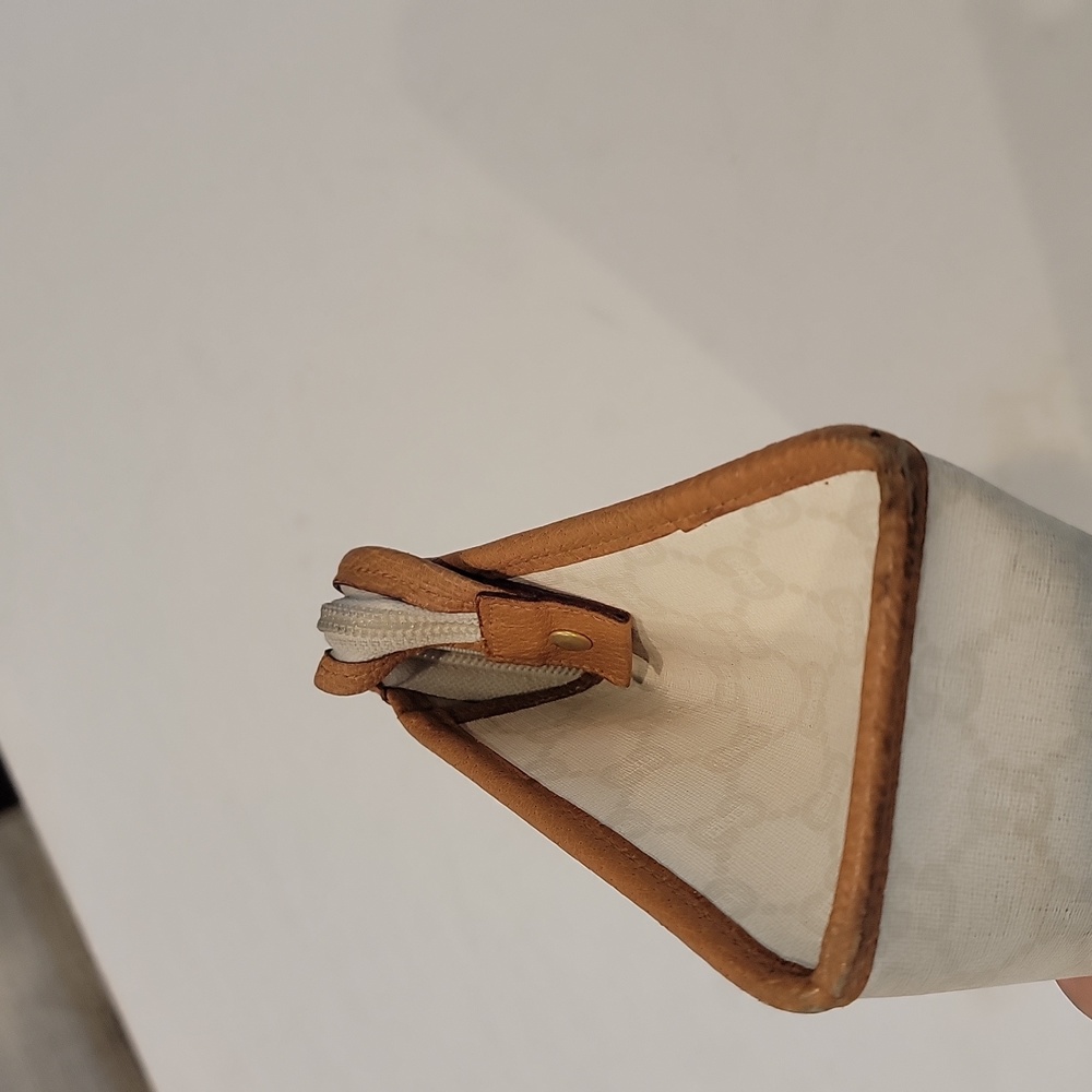 Authentic Gucci Plus Pouch - image 5